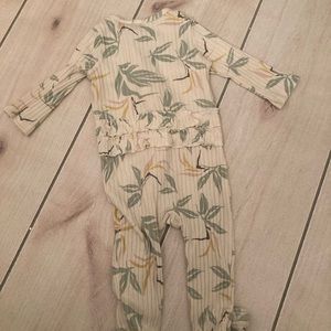 Jessica Simpson infant sleeper